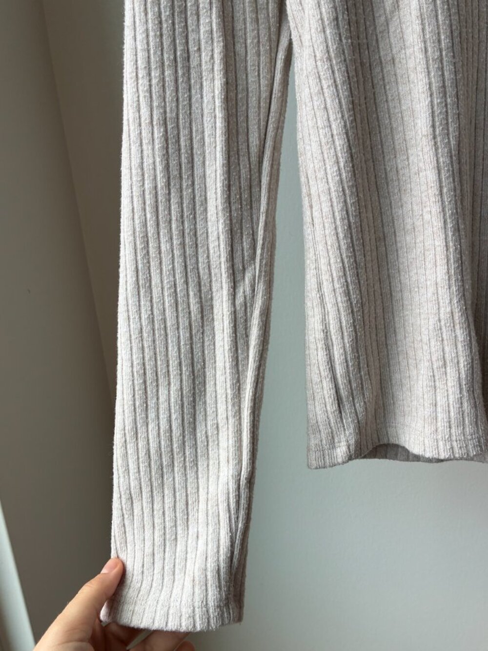 Vince Ribbed Half Zip Turtleneck in Heather Dark Ivory - Size M - Picture 9 of 14